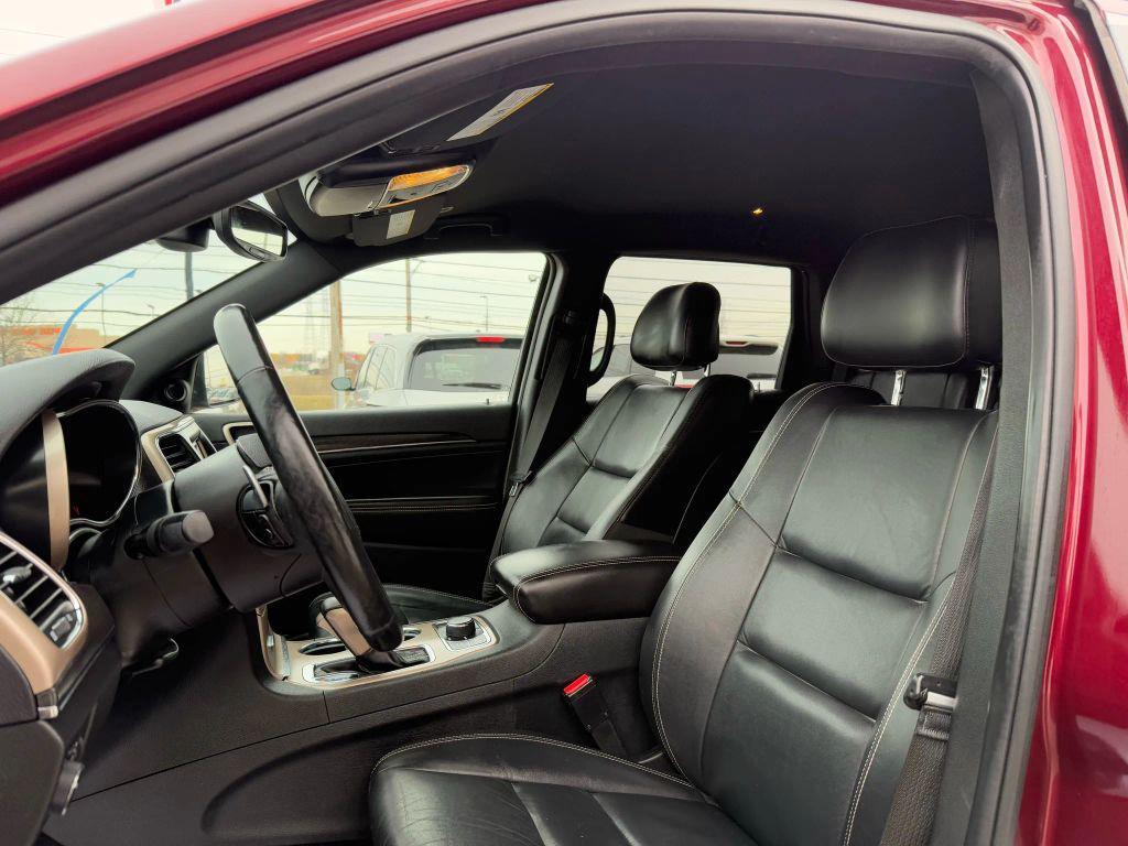 used 2017 Jeep Grand Cherokee car, priced at $14,250