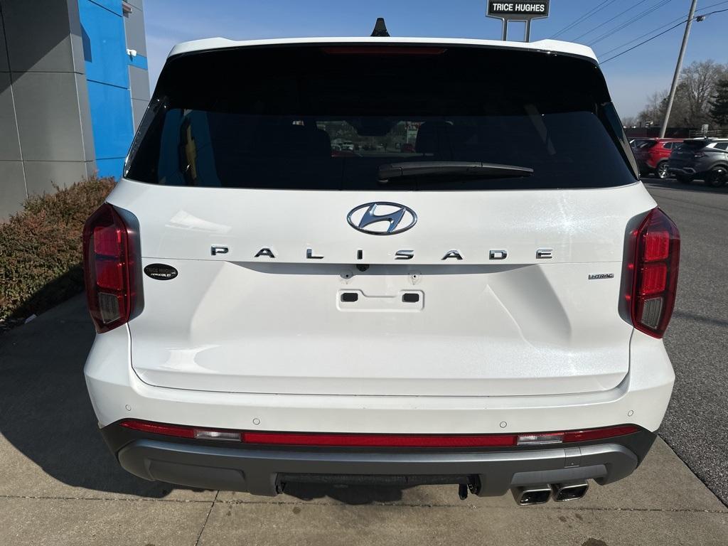 used 2024 Hyundai Palisade car, priced at $40,900