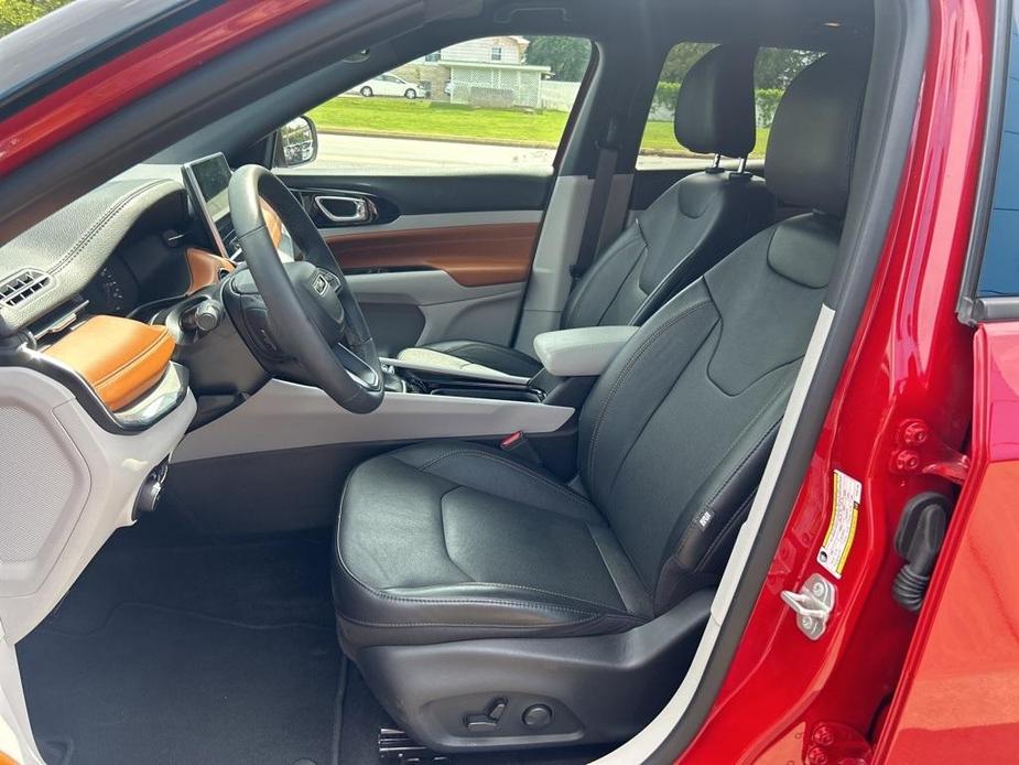 used 2023 Jeep Compass car, priced at $25,900