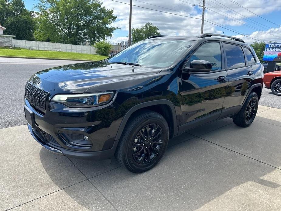 used 2023 Jeep Cherokee car, priced at $29,300