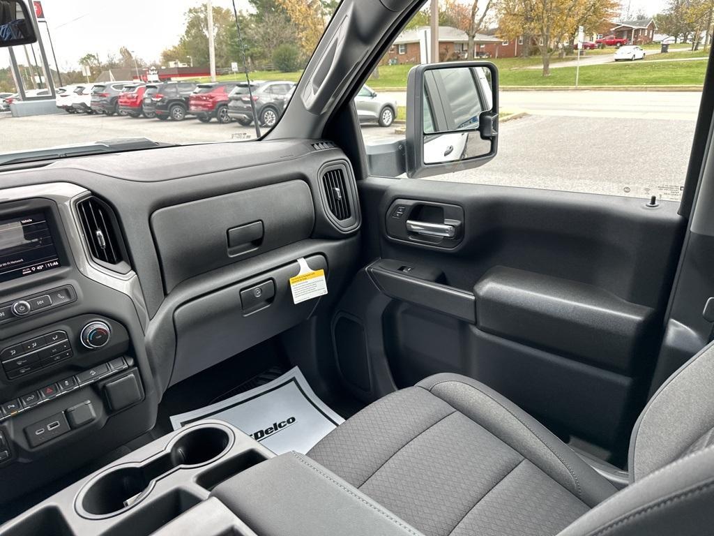 new 2025 Chevrolet Silverado 2500 car, priced at $64,640