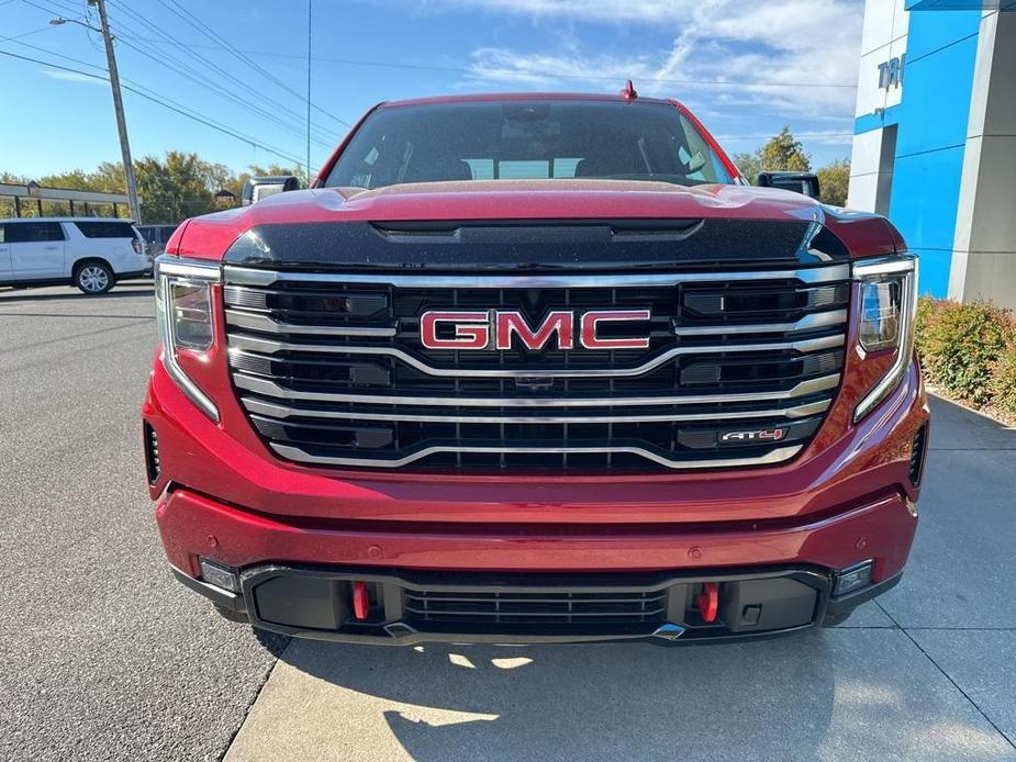 new 2025 GMC Sierra 1500 car, priced at $64,598