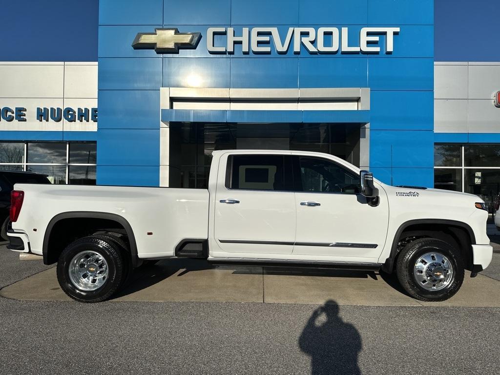 new 2025 Chevrolet Silverado 3500 car, priced at $86,222