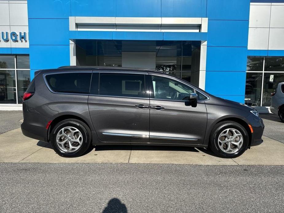 used 2023 Chrysler Pacifica car, priced at $41,400