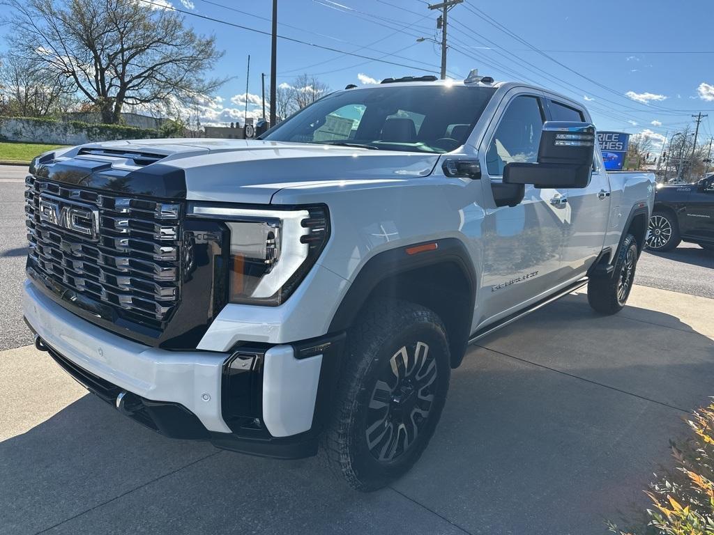 new 2025 GMC Sierra 2500 car, priced at $91,707