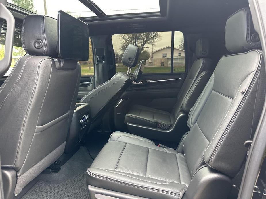 used 2022 GMC Yukon XL car, priced at $69,900