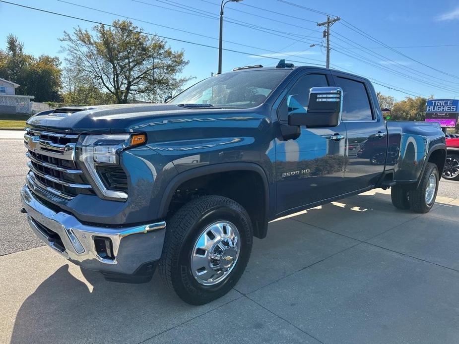 new 2025 Chevrolet Silverado 3500 car, priced at $78,302