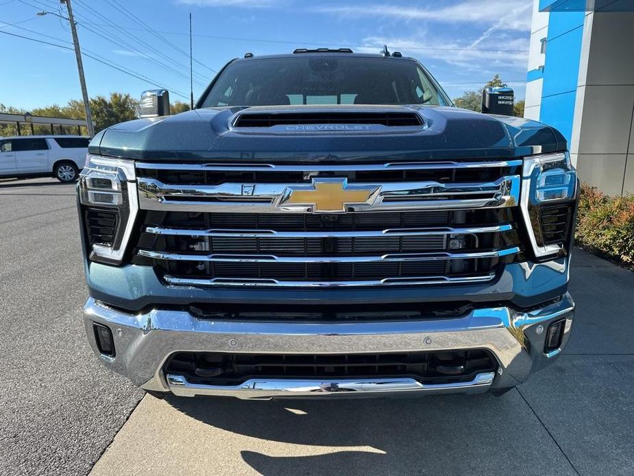 new 2025 Chevrolet Silverado 3500 car, priced at $78,302