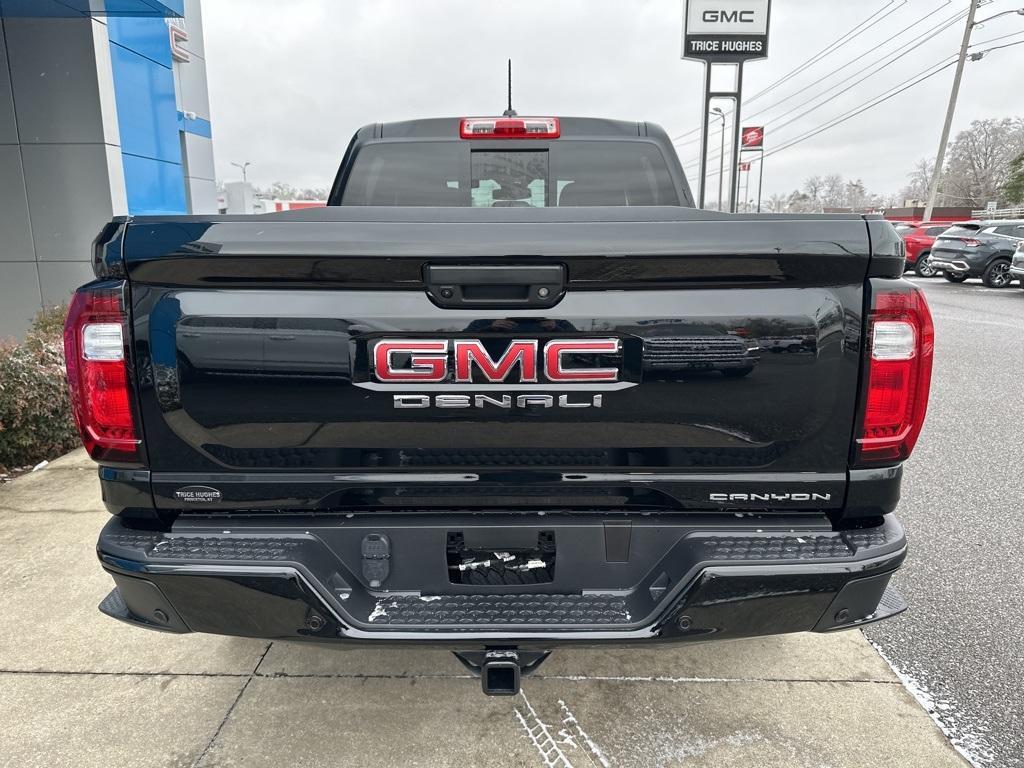 new 2025 GMC Canyon car