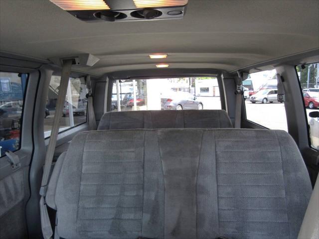 used 1995 GMC Safari car, priced at $10,999