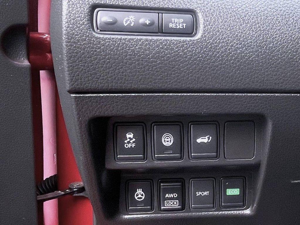 used 2017 Nissan Rogue car