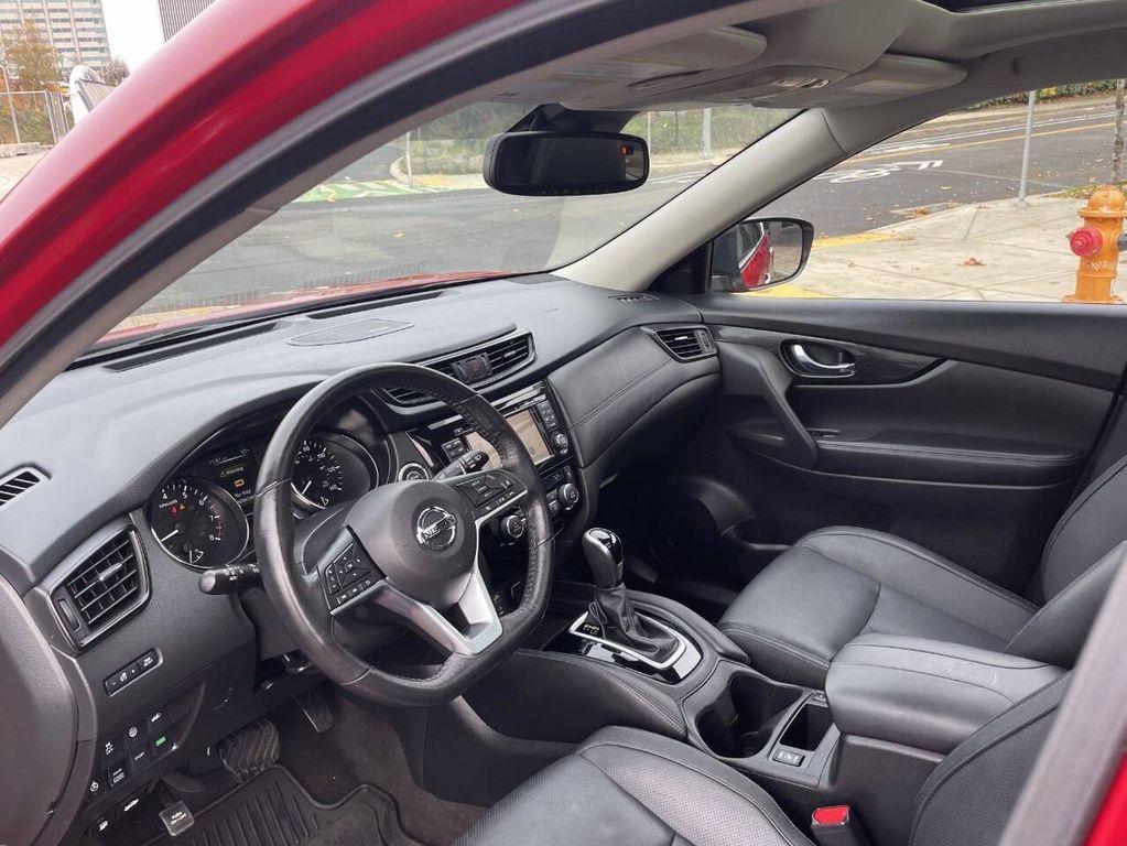 used 2017 Nissan Rogue car