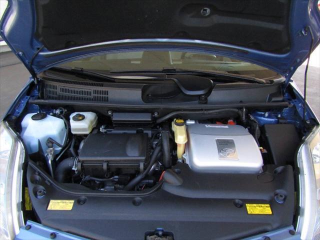 used 2007 Toyota Prius car, priced at $10,999