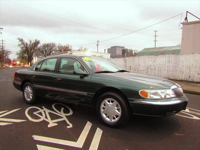 used 1998 Lincoln Continental car, priced at $10,999