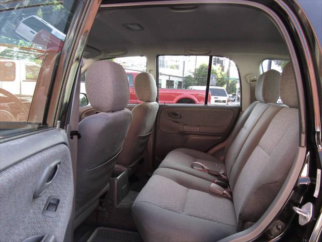 used 2001 Chevrolet Tracker car
