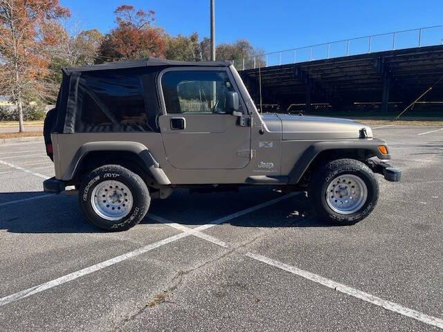 used 2005 Jeep Wrangler car, priced at $8,990