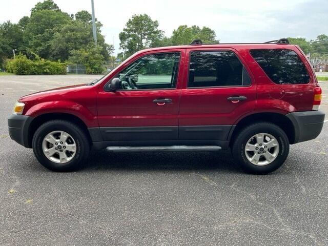 used 2007 Ford Escape car, priced at $6,990