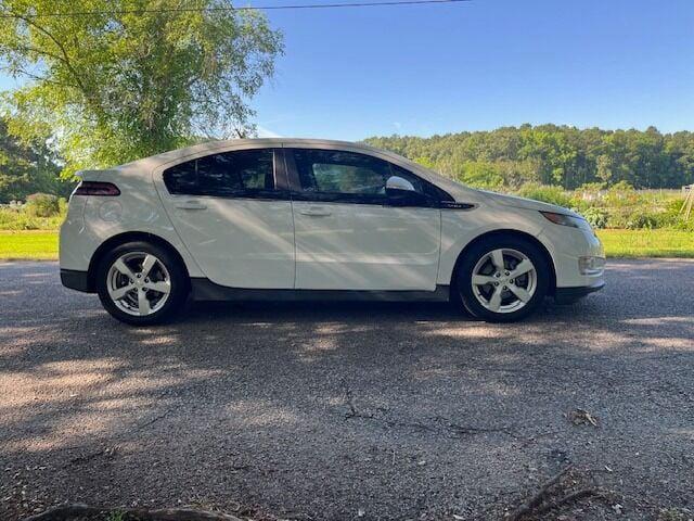 used 2013 Chevrolet Volt car, priced at $9,990