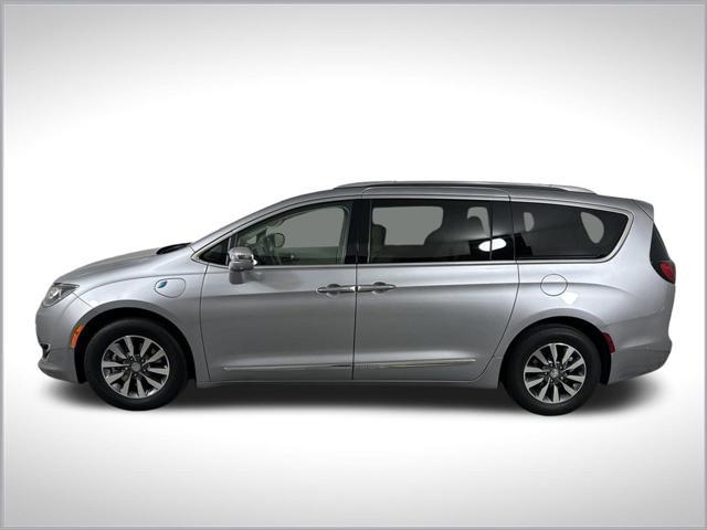 used 2020 Chrysler Pacifica Hybrid car, priced at $32,900