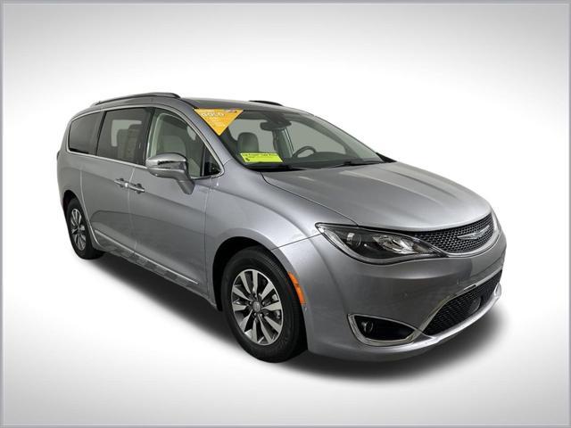 used 2020 Chrysler Pacifica Hybrid car, priced at $32,900