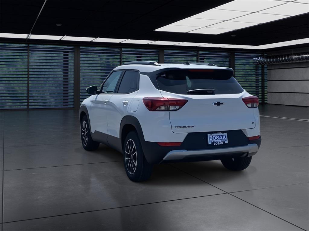 new 2025 Chevrolet TrailBlazer car, priced at $26,695