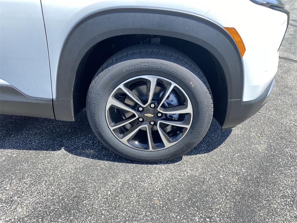 new 2025 Chevrolet TrailBlazer car, priced at $26,695