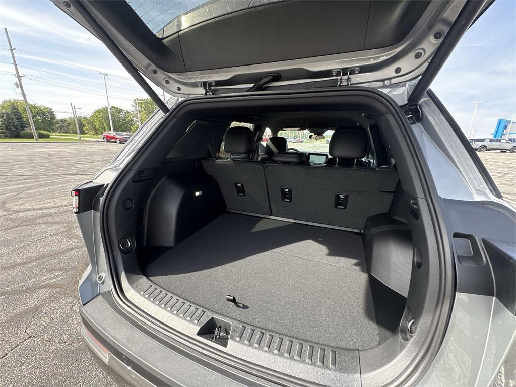 new 2026 Chevrolet Equinox car, priced at $36,057