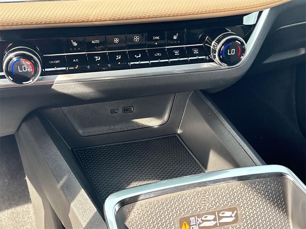 new 2026 Chevrolet Equinox car, priced at $36,057