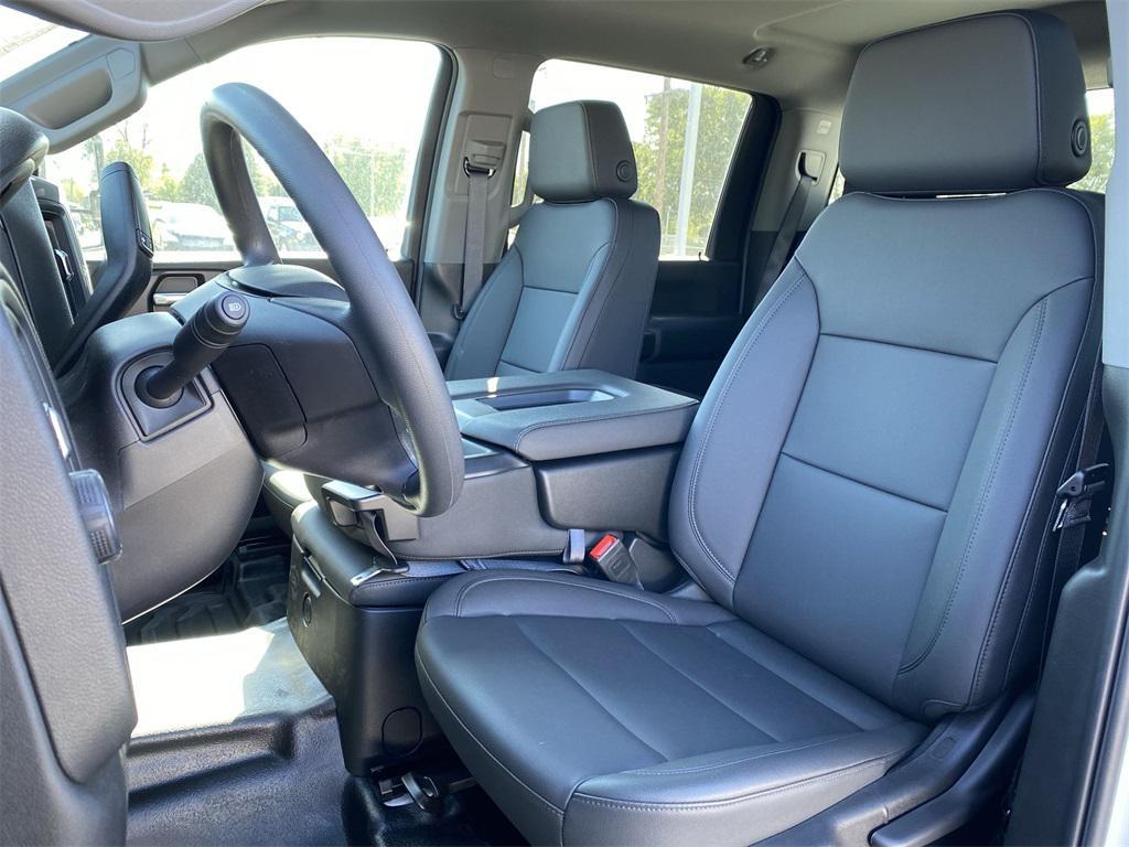 new 2024 Chevrolet Silverado 2500 car, priced at $51,638