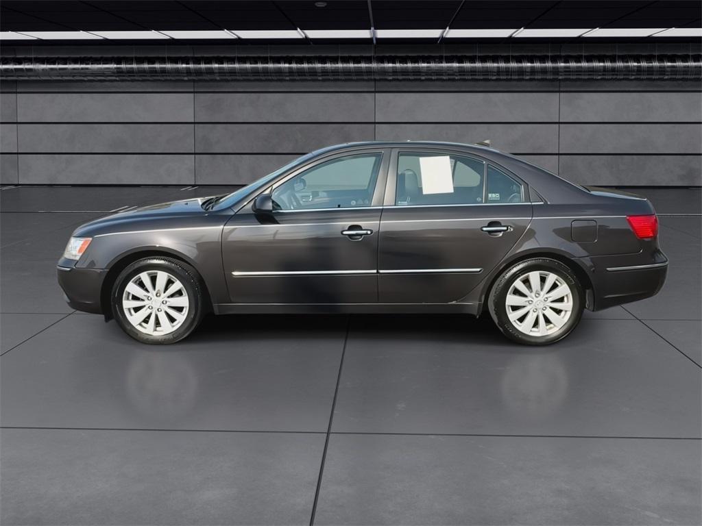 used 2010 Hyundai Sonata car, priced at $4,300