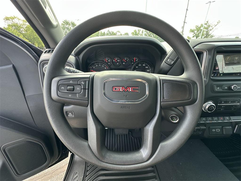 new 2025 GMC Sierra 1500 car, priced at $43,688