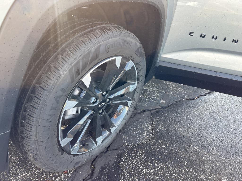 new 2026 Chevrolet Equinox car, priced at $37,418