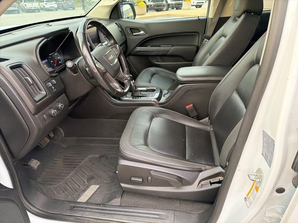 used 2022 GMC Canyon car, priced at $31,999