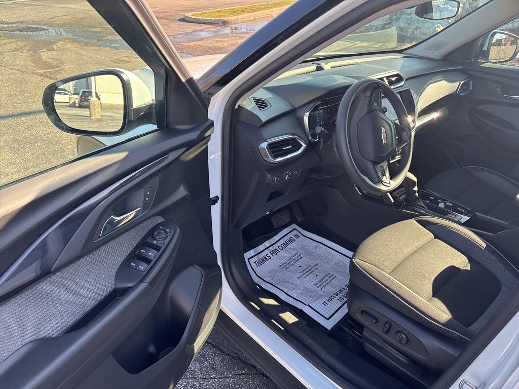 used 2023 Chevrolet TrailBlazer car, priced at $20,857