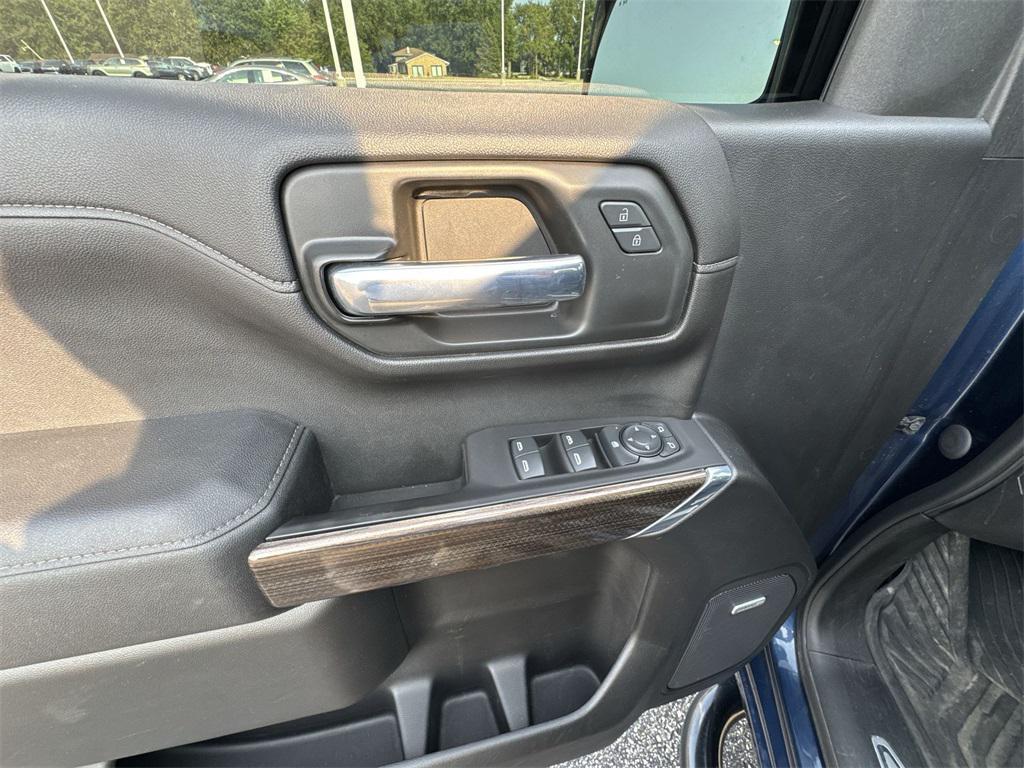 used 2020 Chevrolet Silverado 1500 car, priced at $32,571