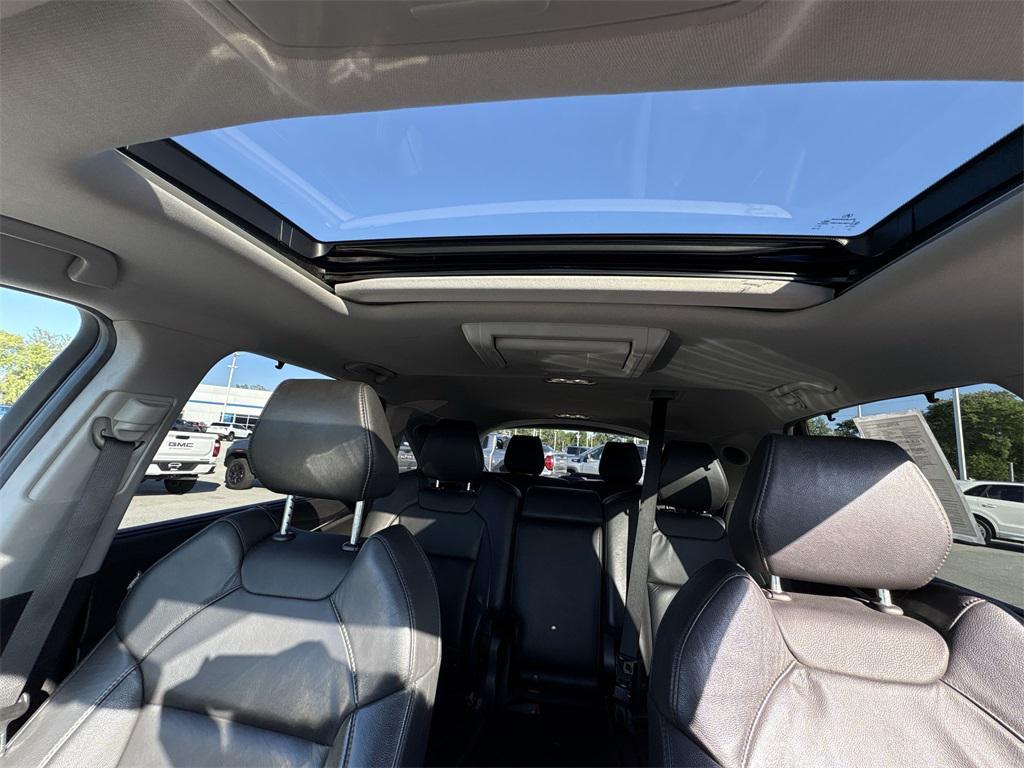 used 2017 Acura MDX car, priced at $20,950