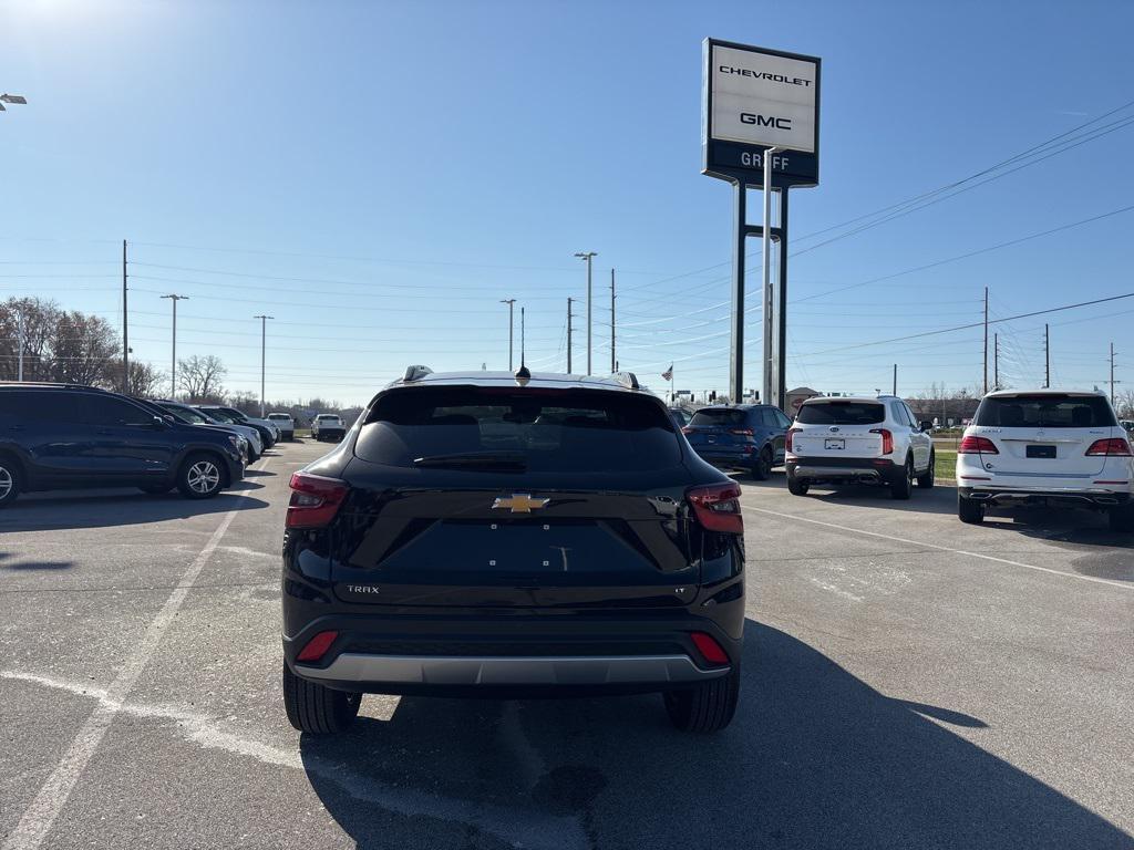 new 2025 Chevrolet Trax car, priced at $24,195