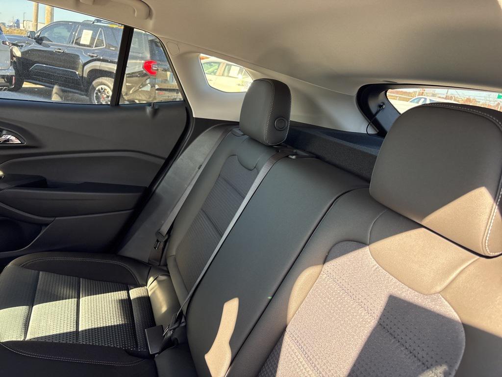 new 2025 Chevrolet Trax car, priced at $24,195