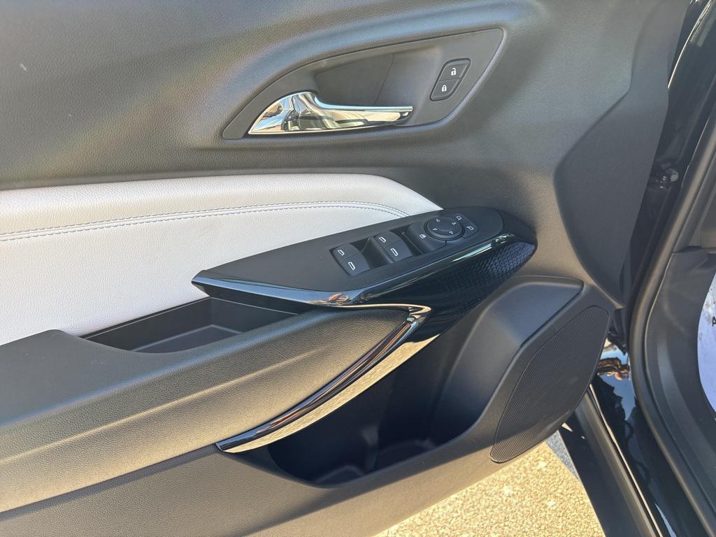 new 2025 Chevrolet Trax car, priced at $24,195