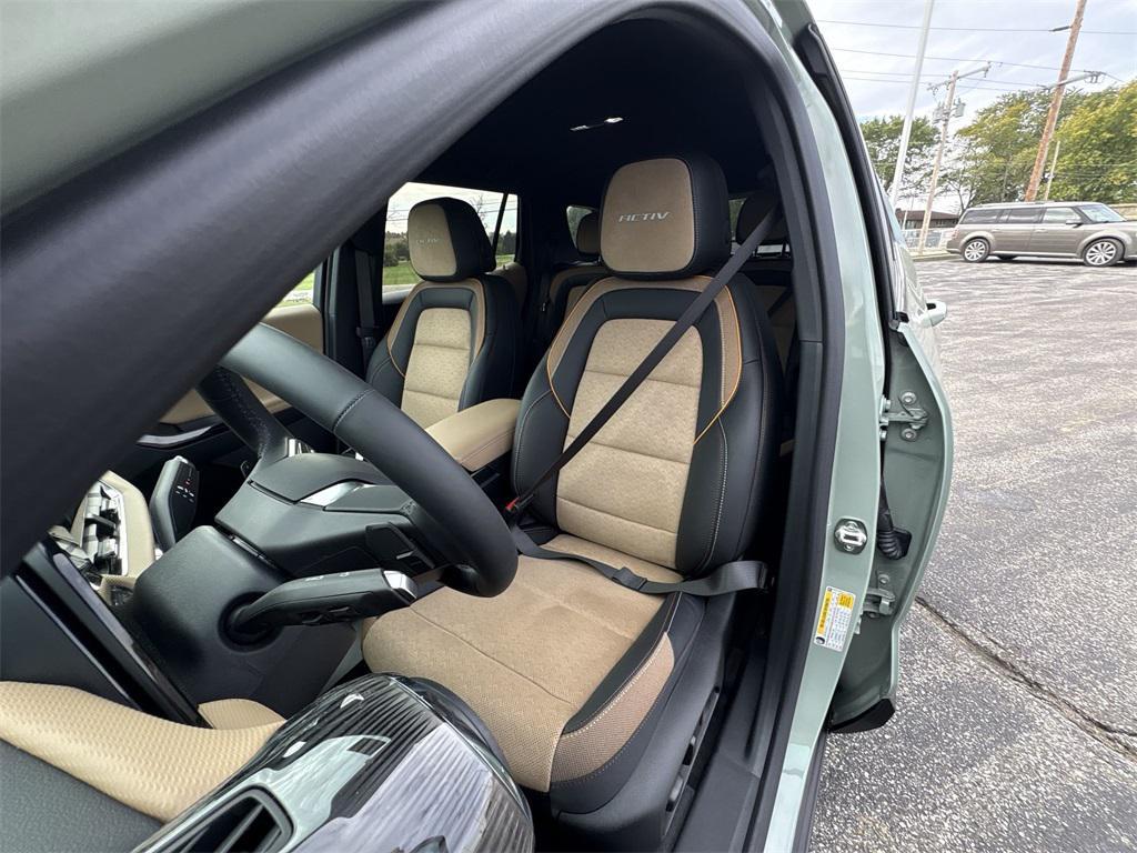 new 2026 Chevrolet Equinox car, priced at $36,922