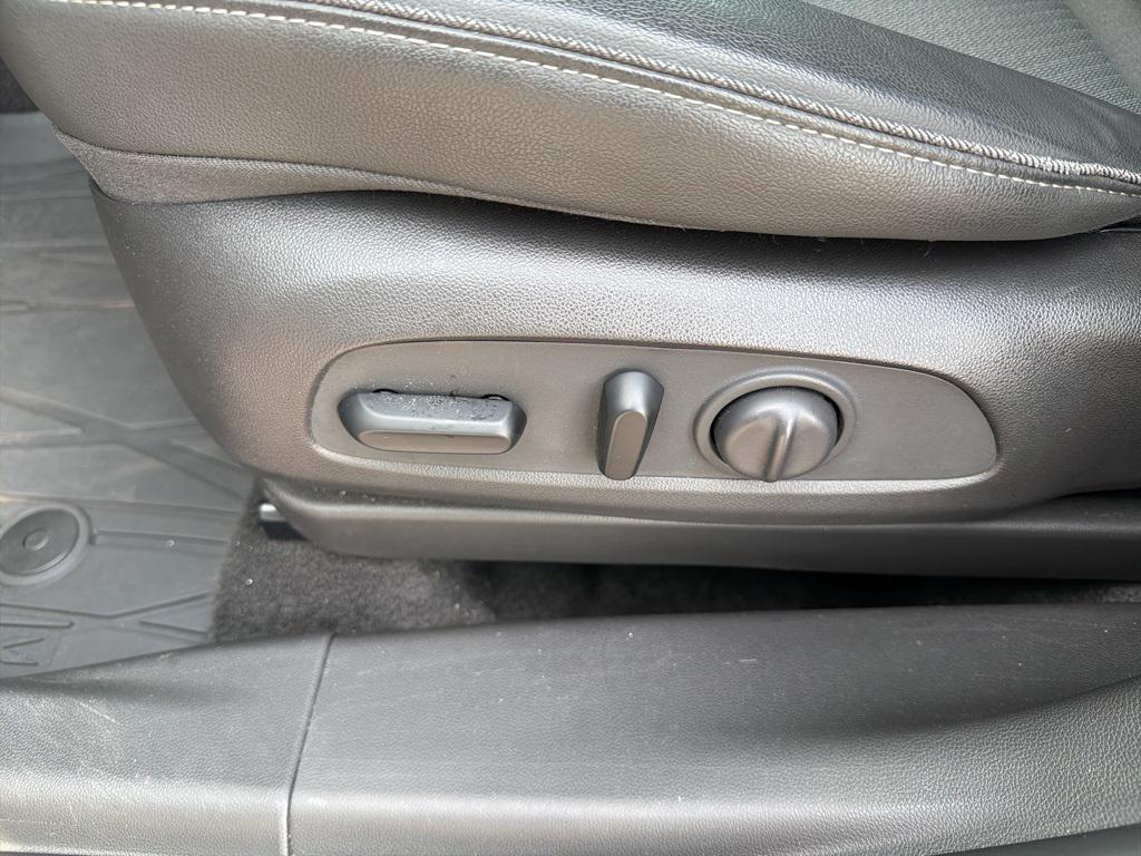 used 2023 Buick Encore GX car, priced at $20,994