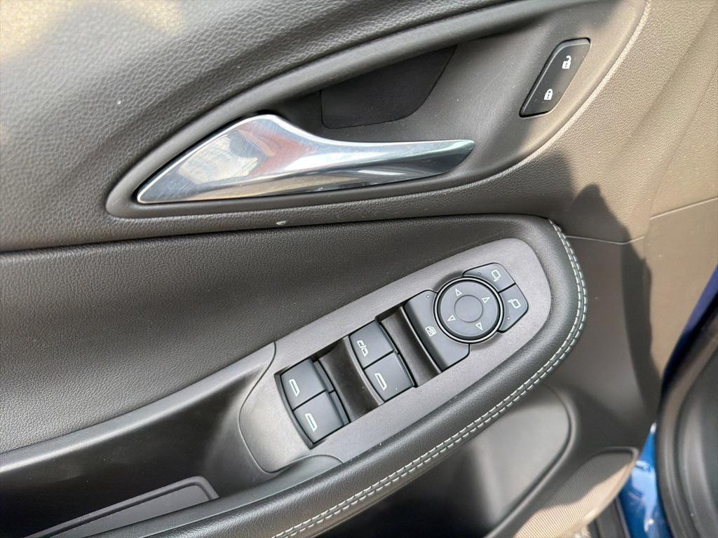 used 2023 Buick Encore GX car, priced at $20,994