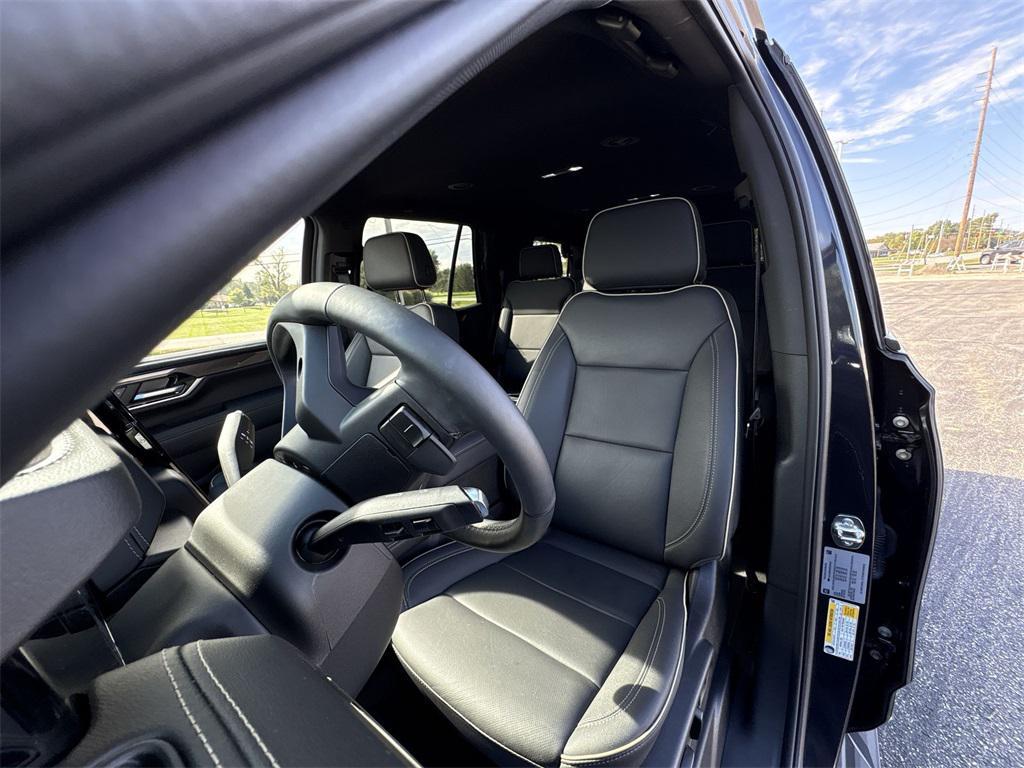 new 2025 GMC Yukon car, priced at $67,495