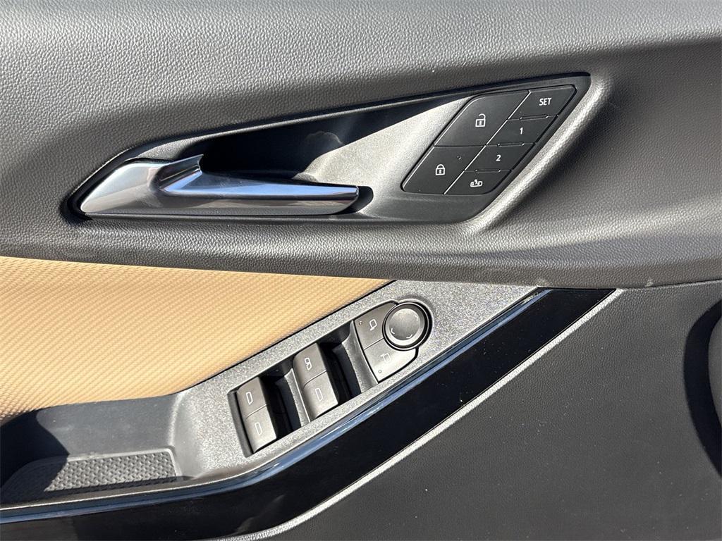 new 2026 Chevrolet Equinox car, priced at $36,825