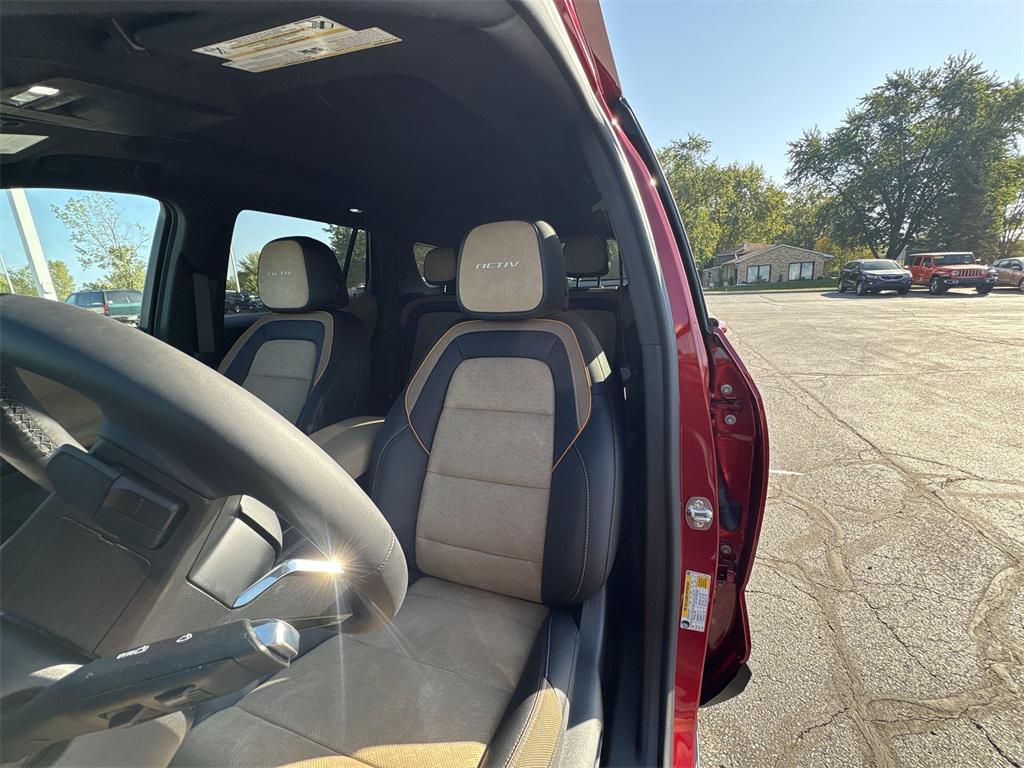 new 2026 Chevrolet Equinox car, priced at $36,825