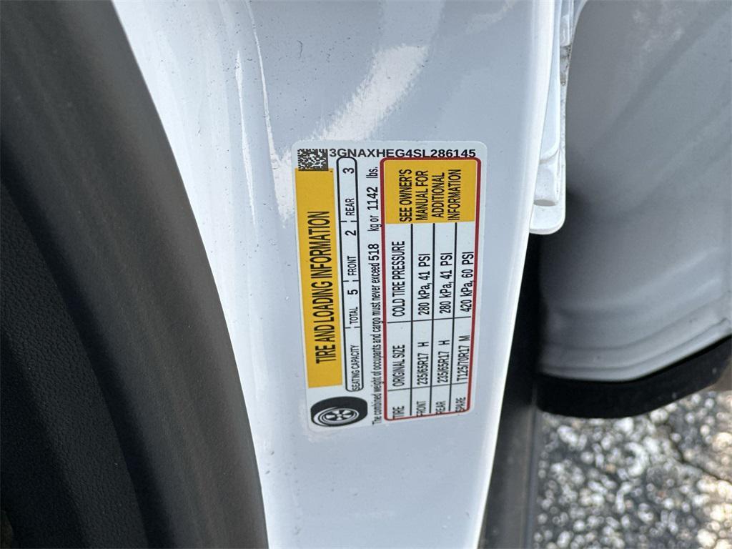 new 2025 Chevrolet Equinox car, priced at $30,295