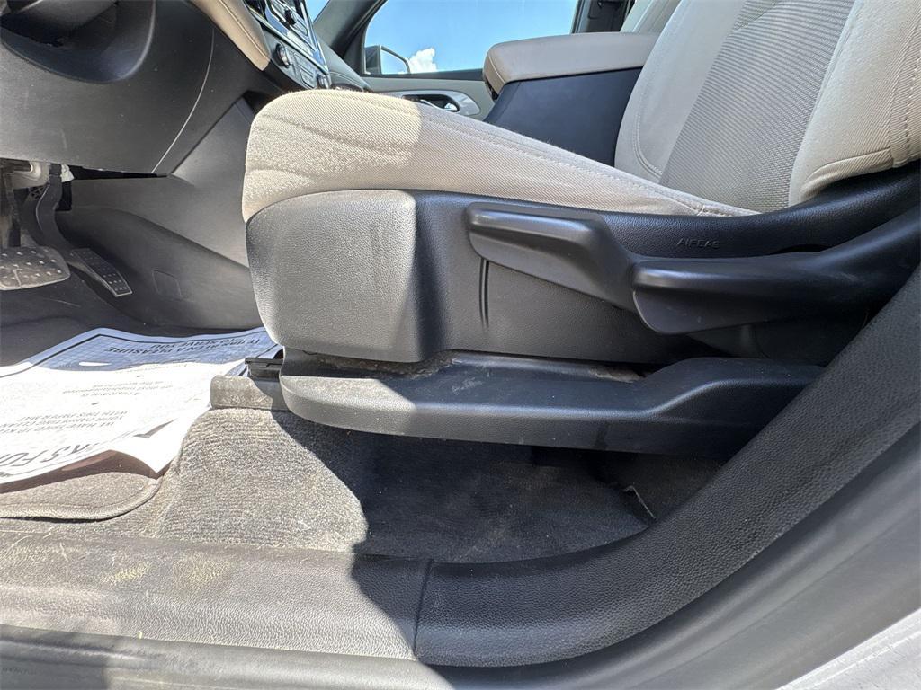 used 2022 Chevrolet Traverse car, priced at $23,000