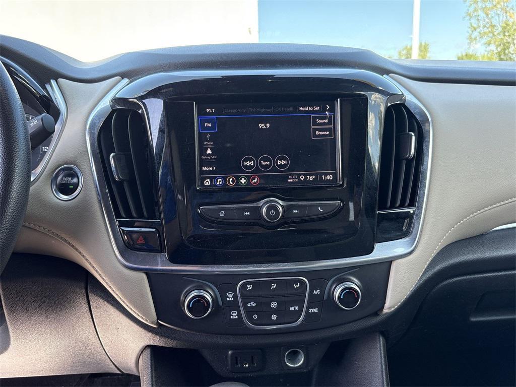 used 2022 Chevrolet Traverse car, priced at $23,000