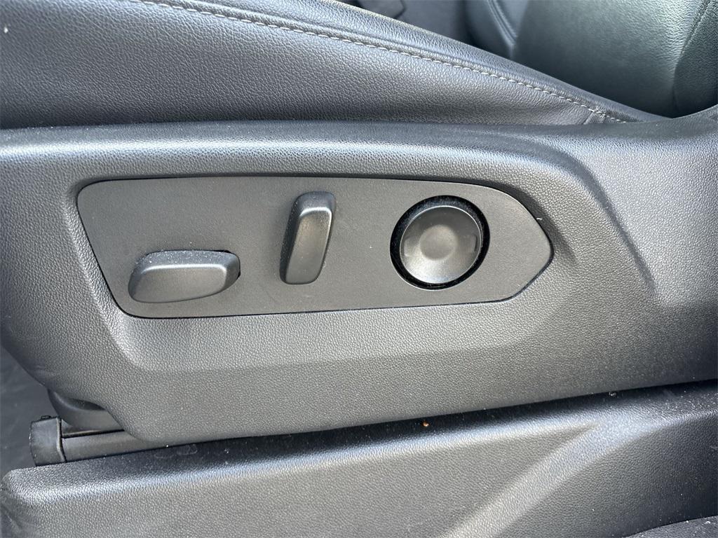 used 2022 Chevrolet Tahoe car, priced at $43,470