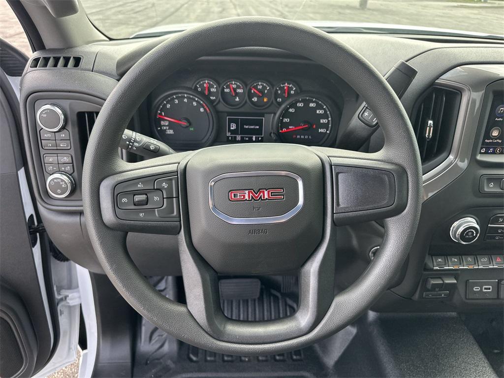 new 2025 GMC Sierra 1500 car, priced at $46,217